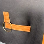 نمای نزدیکتر از روبه روی اپرون پارچه ای کتان